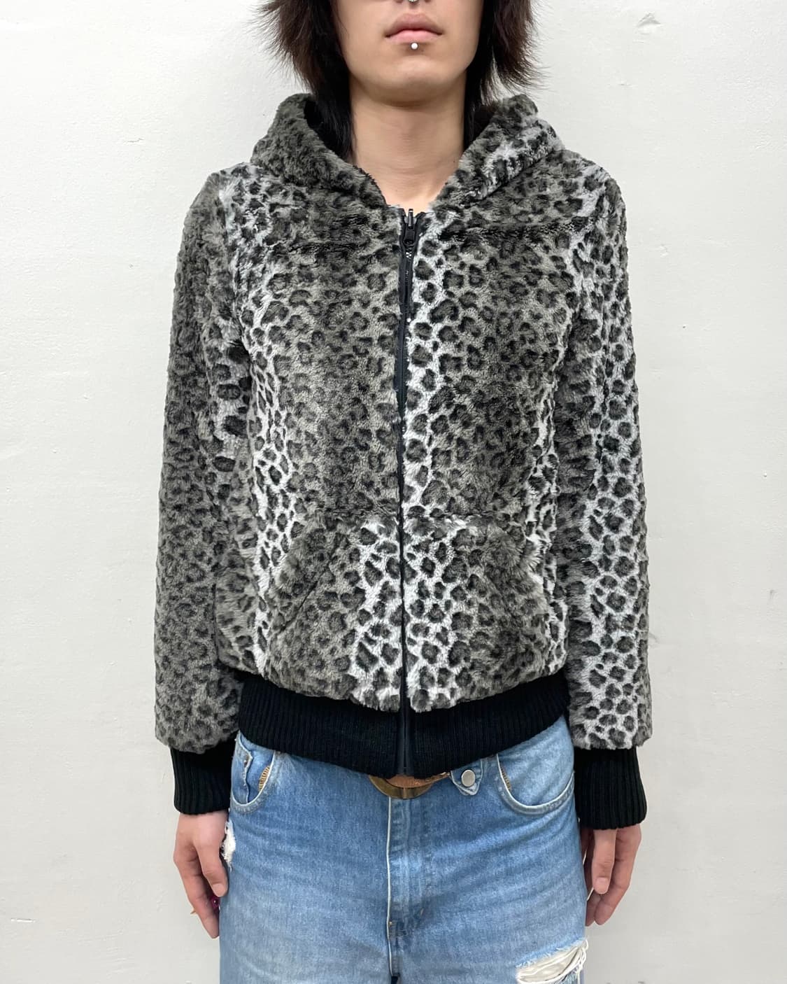 Grey Leopard Fur Reversible Hooded Zip-U 상품이미지1