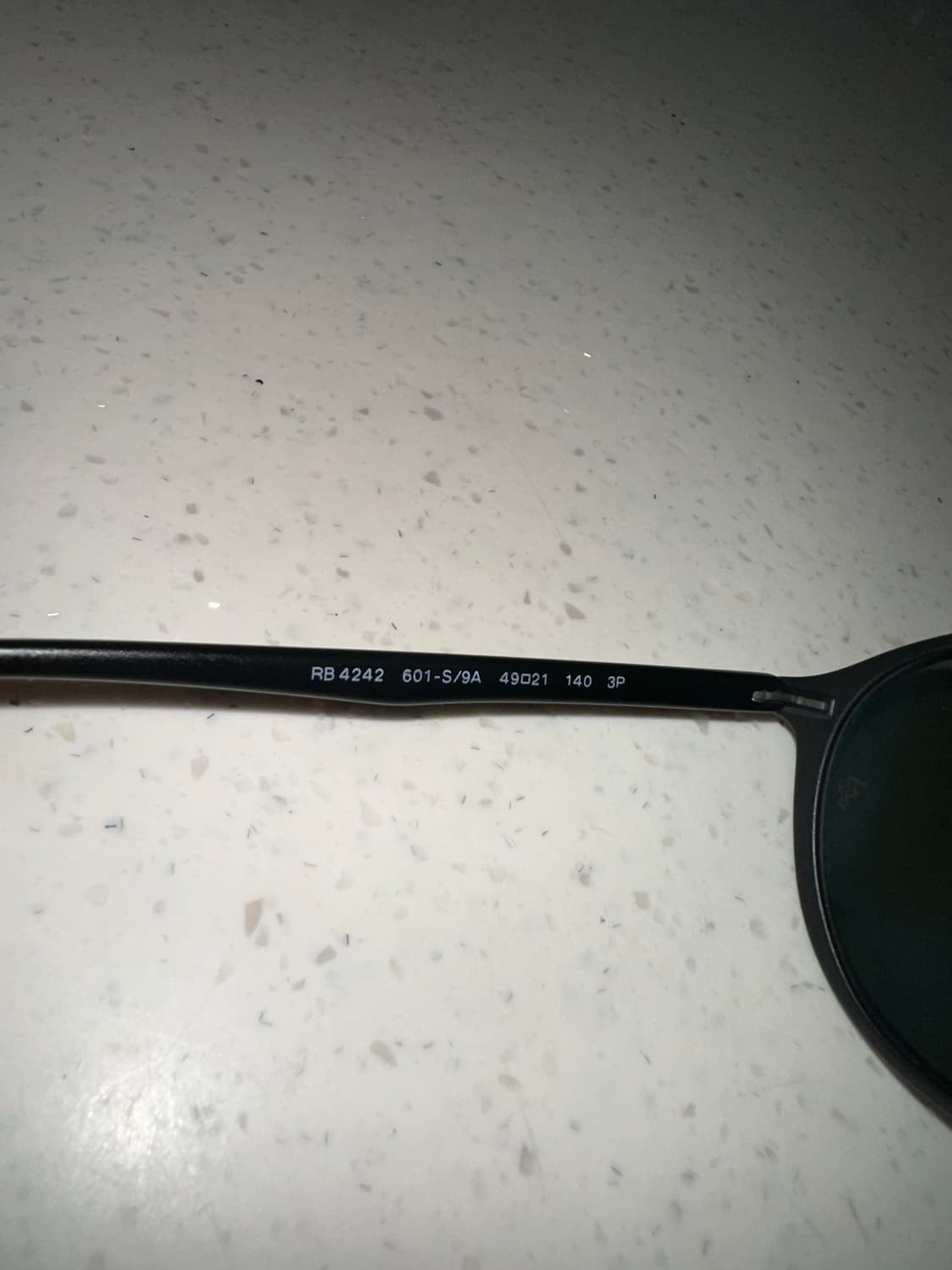 레이밴 RB4242 상품이미지8