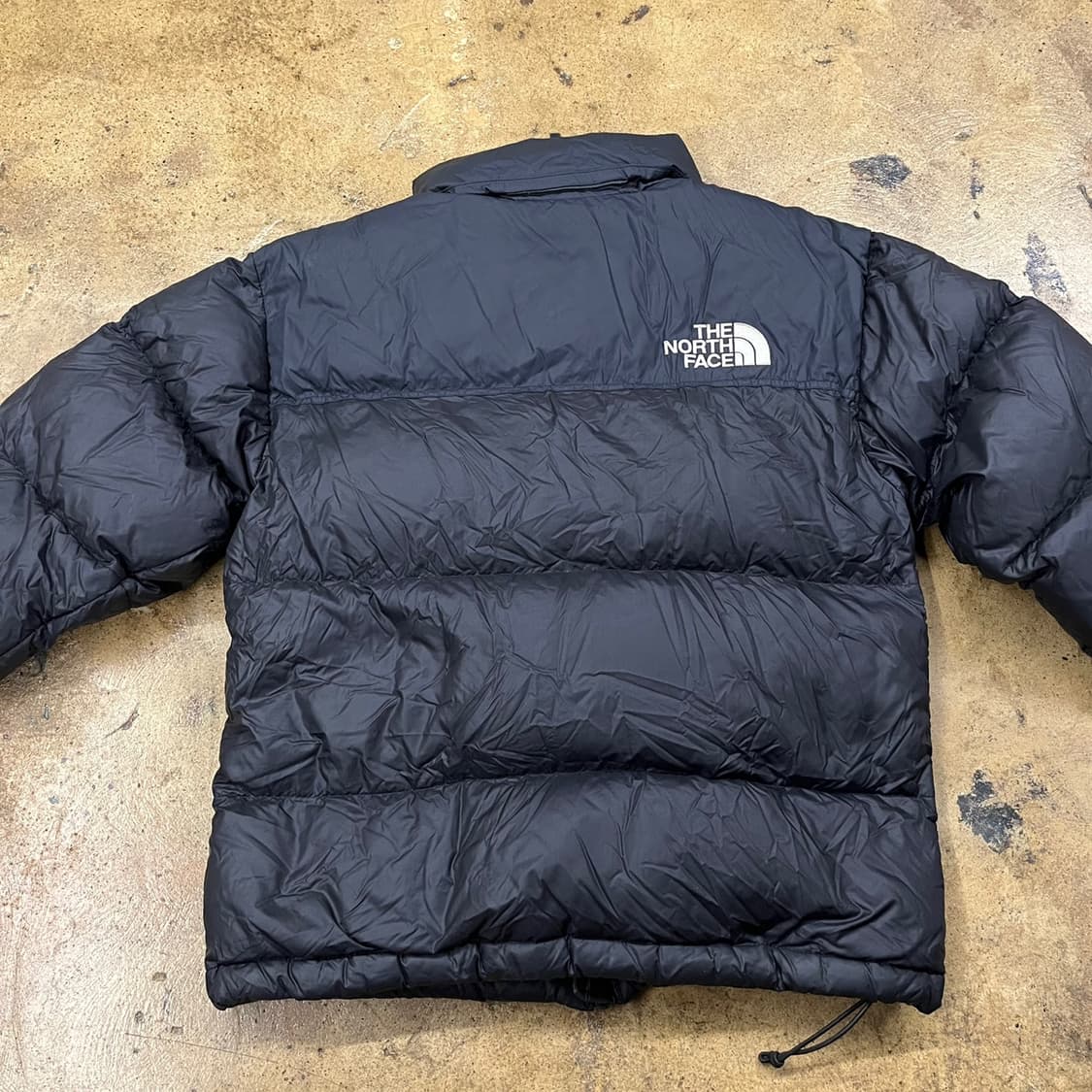 노스페이스 눕시 블랙 숏패딩  상품이미지4
