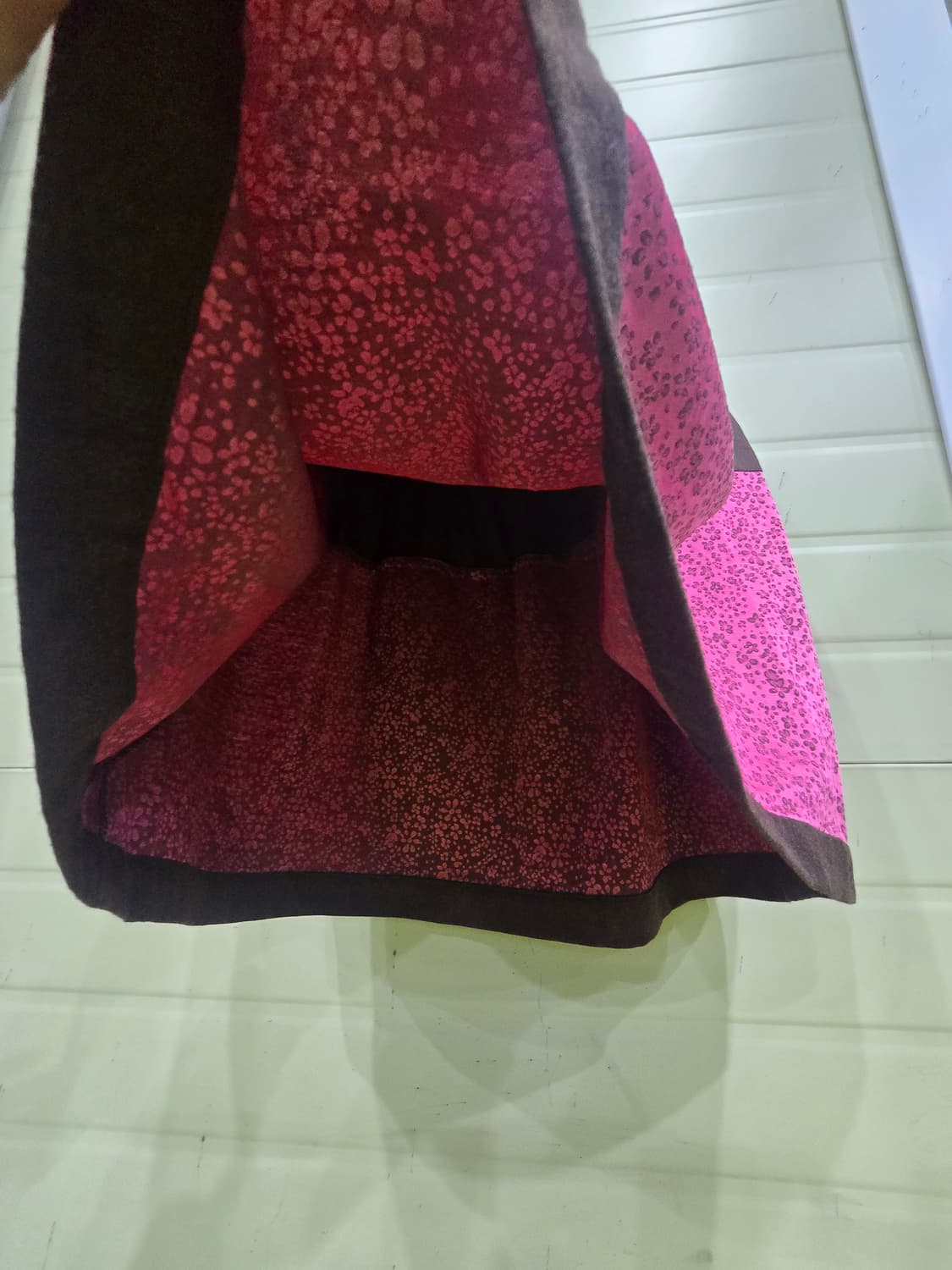 오일리(OILILY) 브라운/핑크 플라워 패턴 롱 스커트 상품이미지3