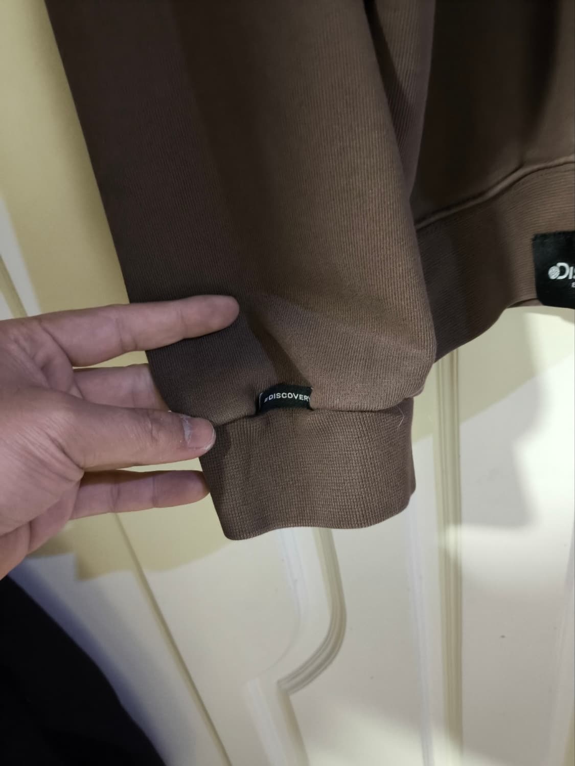 110 디스커버리 오버핏 맨투맨 상품이미지3