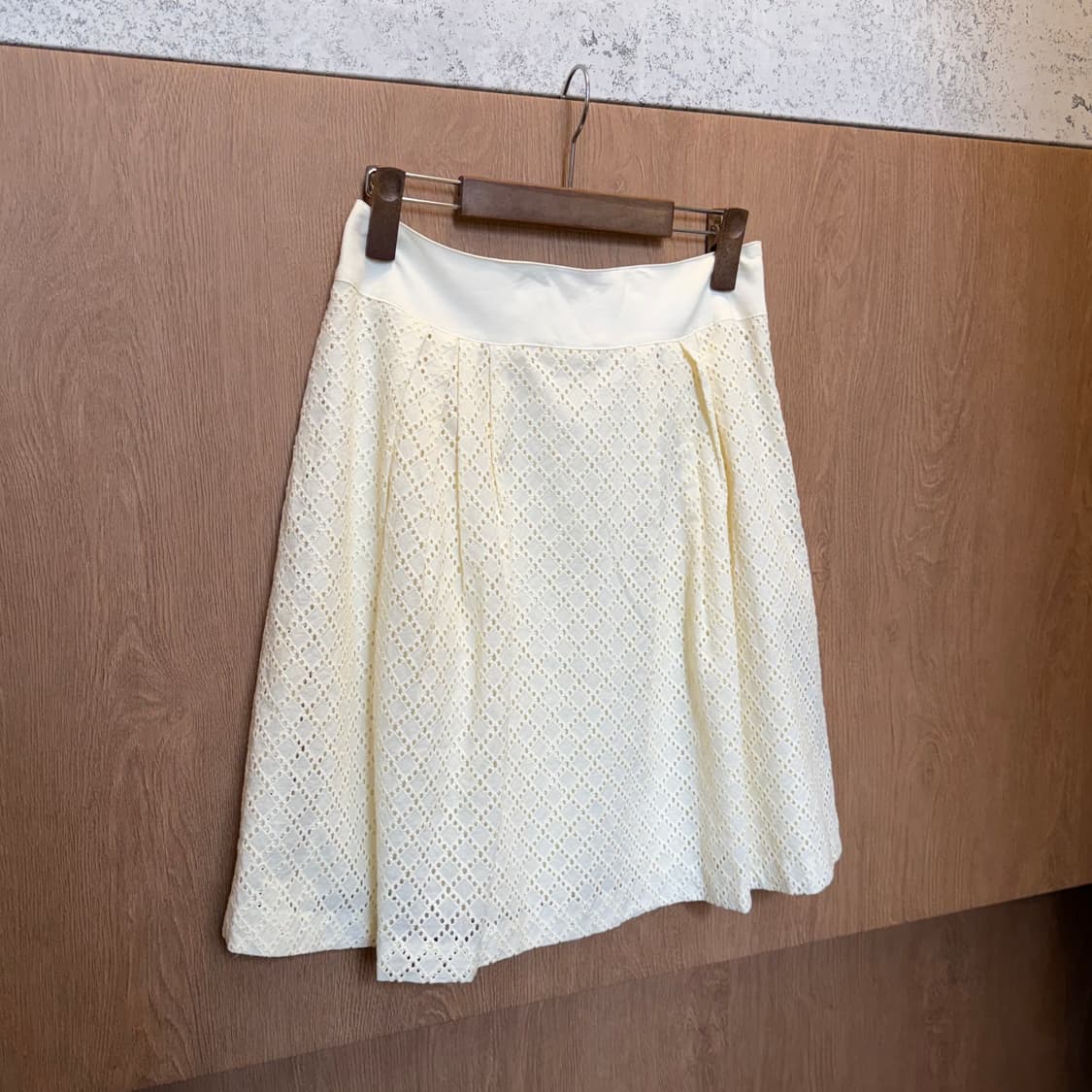 빈티지 미디 스커트 펀칭 레이스 디테일 A라인 아이보리 상품이미지5