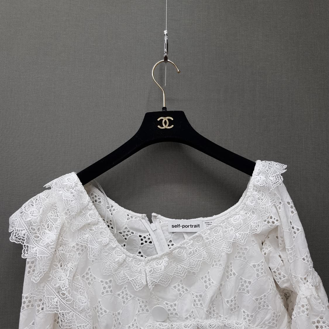 셀프포트레이트 레이스 브로더리 앙글레즈 블라우스 6사이즈 상품이미지2