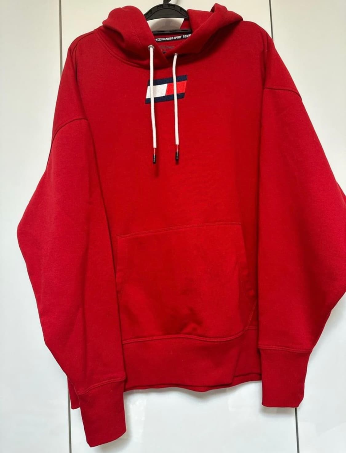 타미힐피거 레드 후드티 상품이미지2