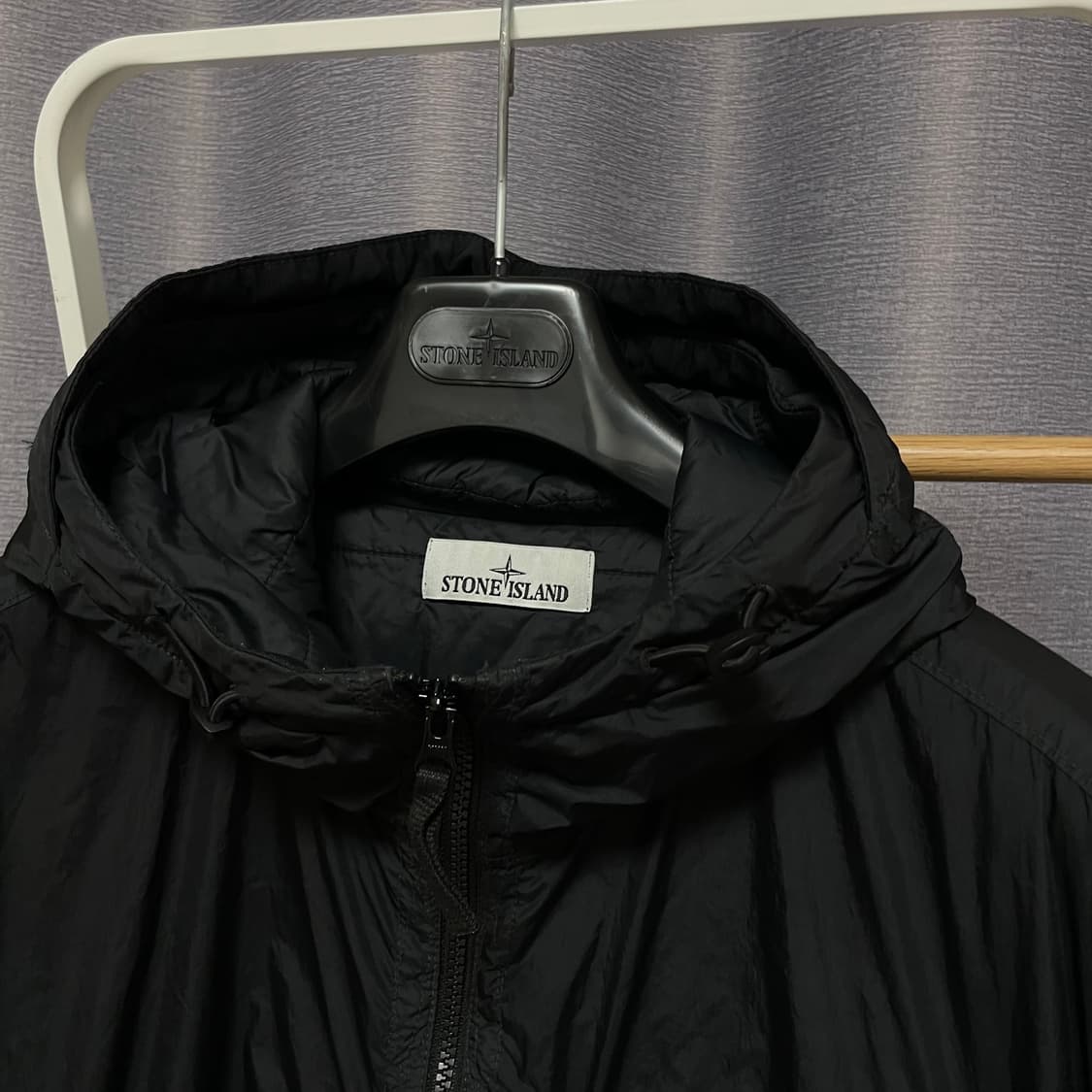 [ XXL ] 스톤아일랜드 크링클랩스 후드 다운 패딩 자켓 2xl  상품이미지2