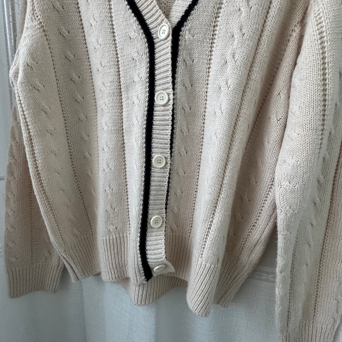 아이보리 긴팔 니트가디건 프리 상품이미지4