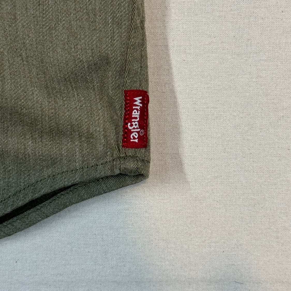 L) Wrangler 랭글러 투포켓 워크웨어 코튼 셔츠 올리브 상품이미지4