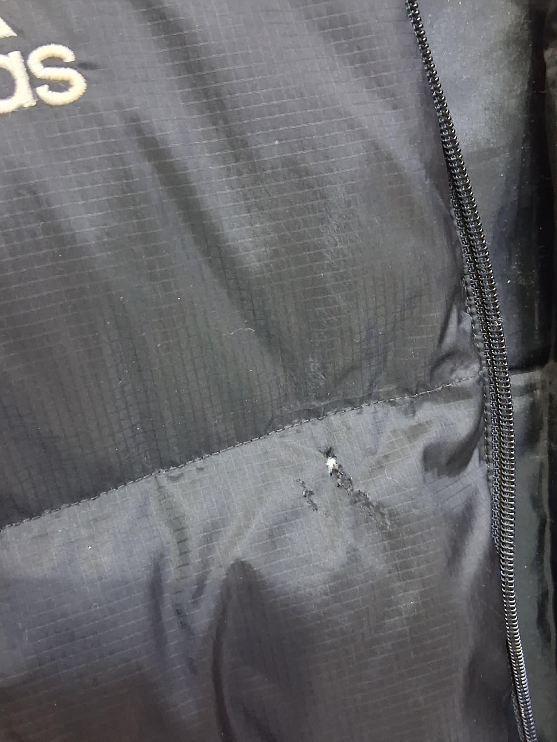 아디다스 레알마드리드 덕다운 패딩 100 상품이미지7