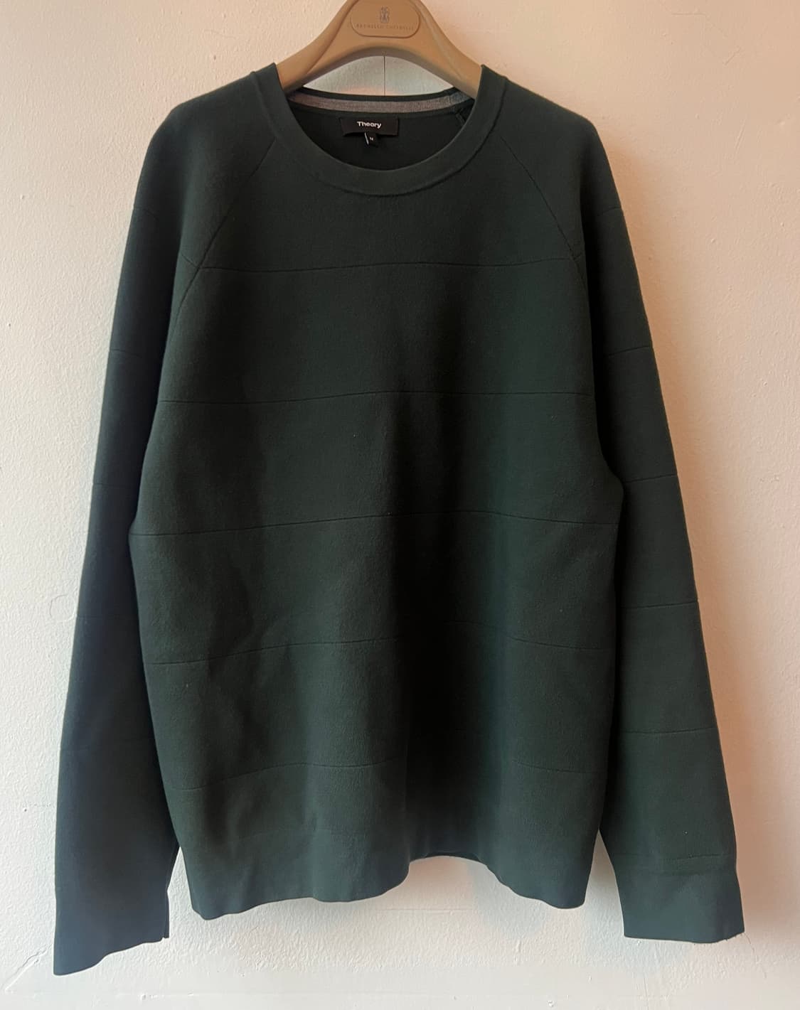 띠어리 남성 카키 라운드니트 상품이미지1