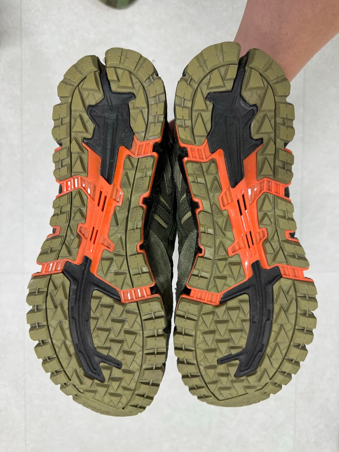 아식스 젤 난디 360 올리브 캔버스 275 상품이미지4