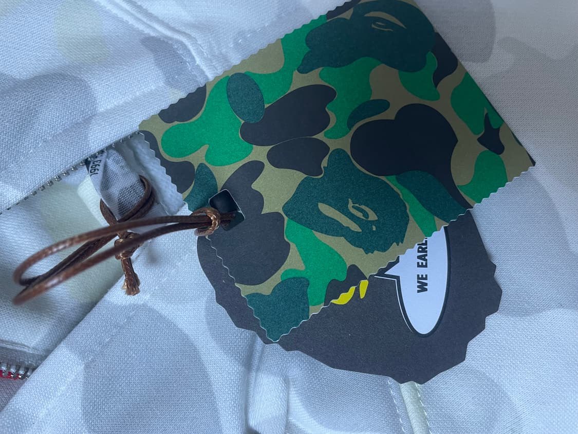 베이프 샤크  후드집업 xl 두 번 착용 상품이미지4