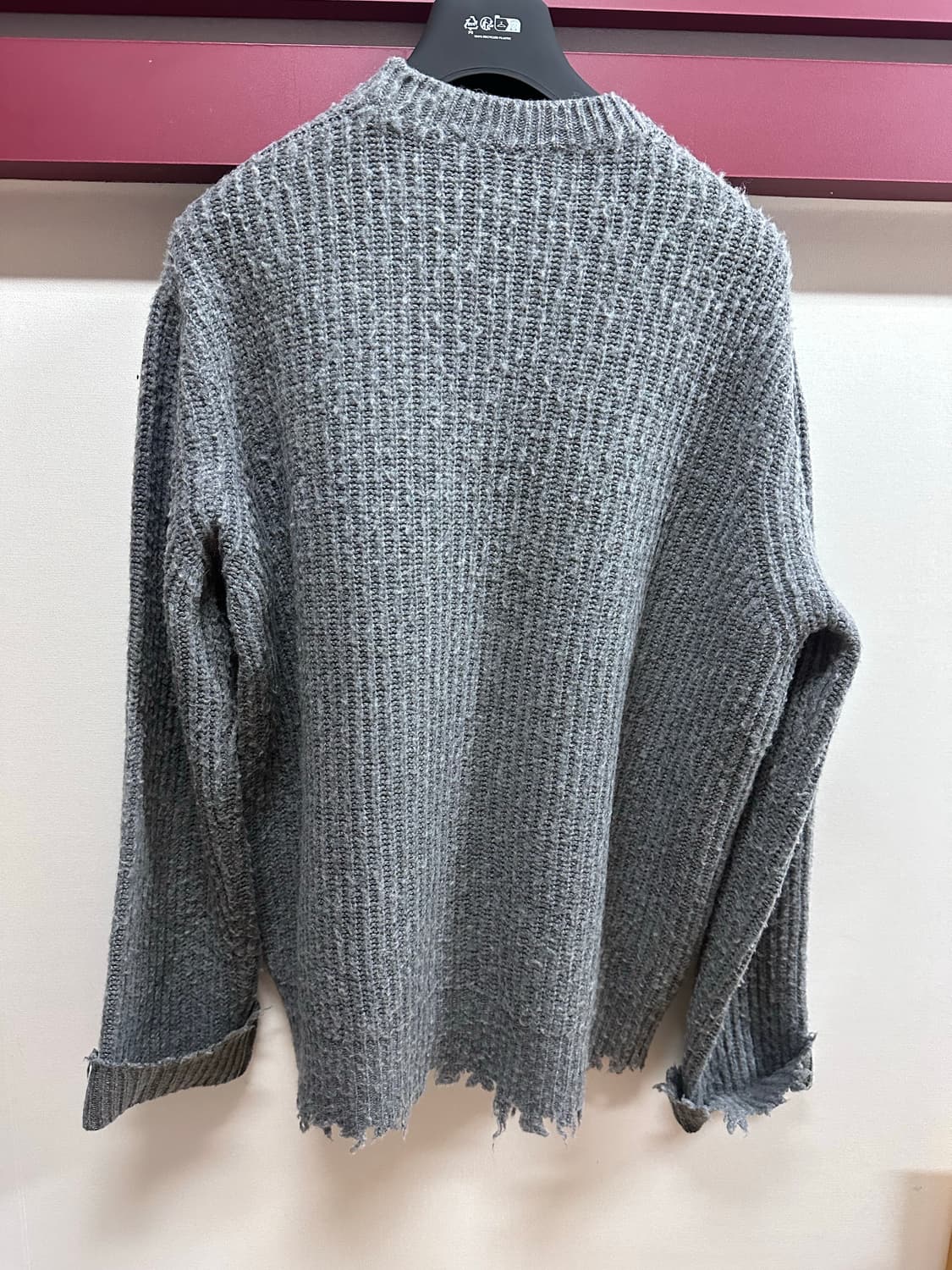 [MSGM] 디스트로이드 그레이 울니트 (L사이즈) 상품이미지2