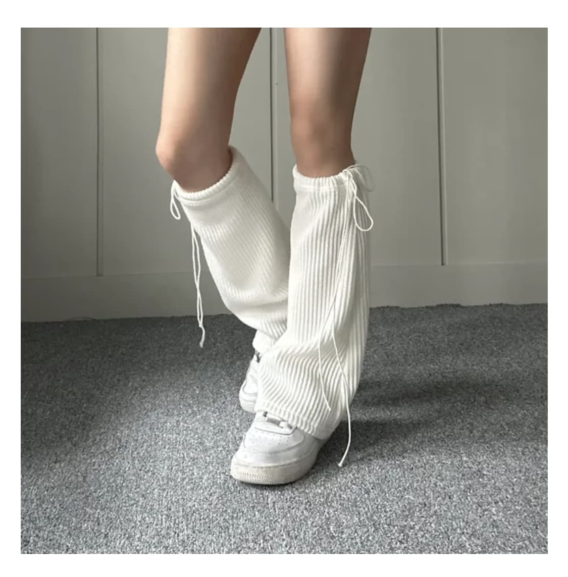 엘루아 스트링 부츠컷 레그워머 화이트 새상품 상품이미지1