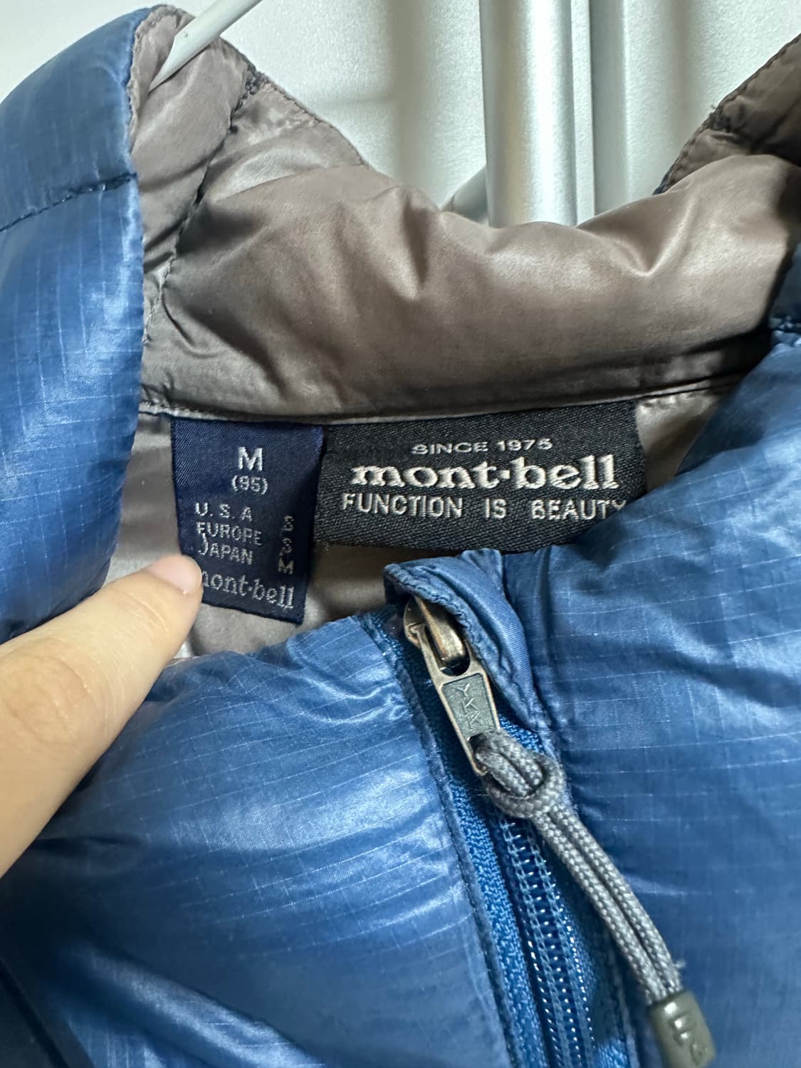 몽벨 빈티지 경량 패딩 95 사이즈 상품이미지3