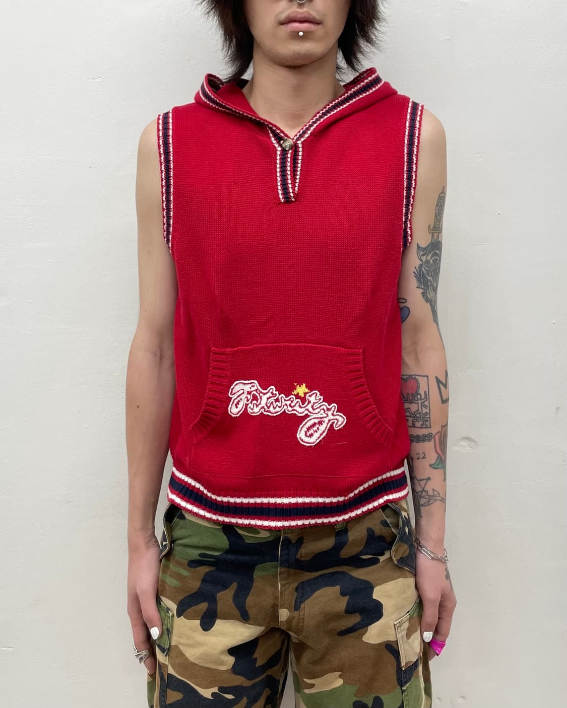Retro Red Hoodie Knit Vest 상품이미지1
