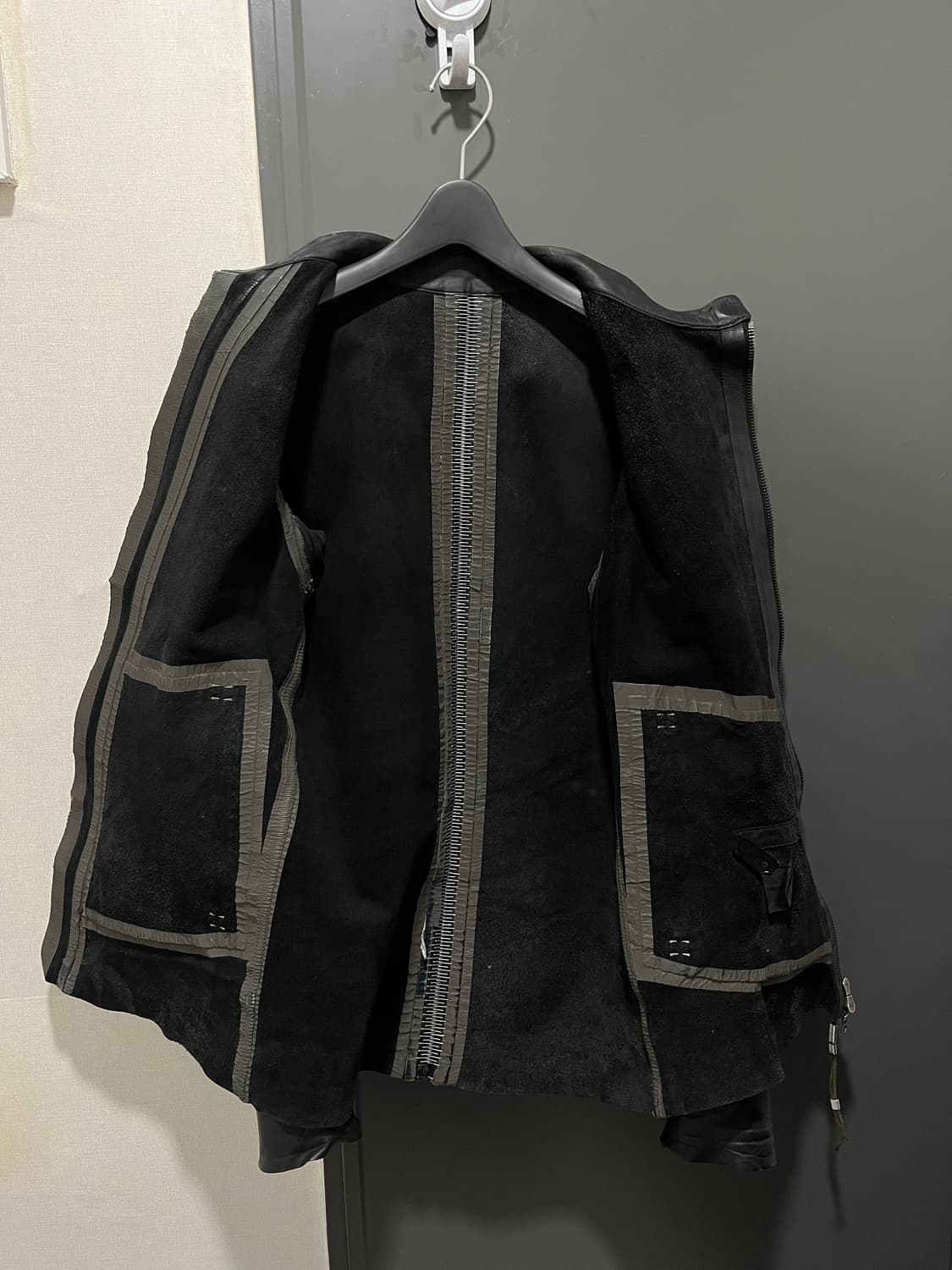 Isaac Sellam Leather Jacket 상품이미지4