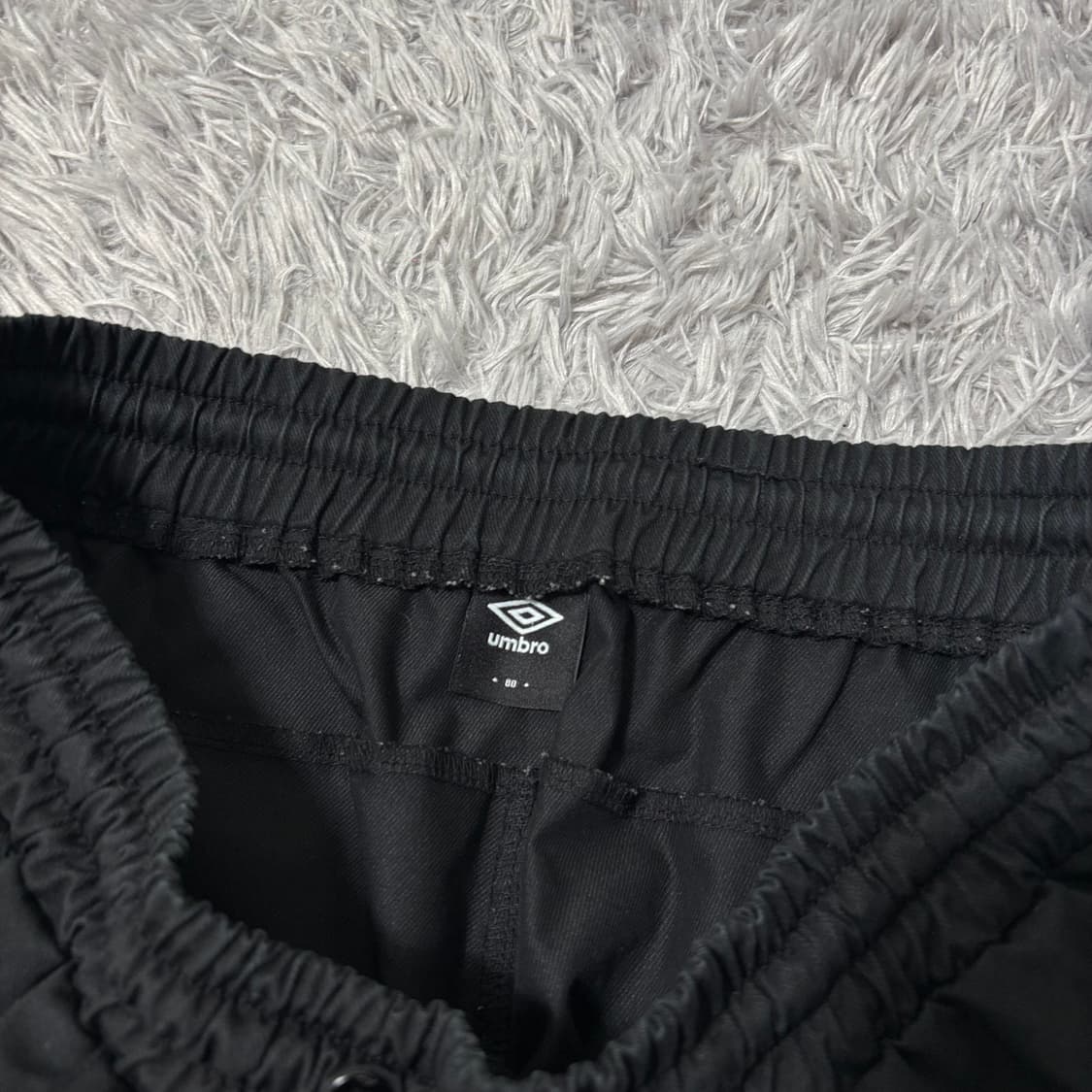 엄브로 블랙 카고 조거팬츠 상품이미지4