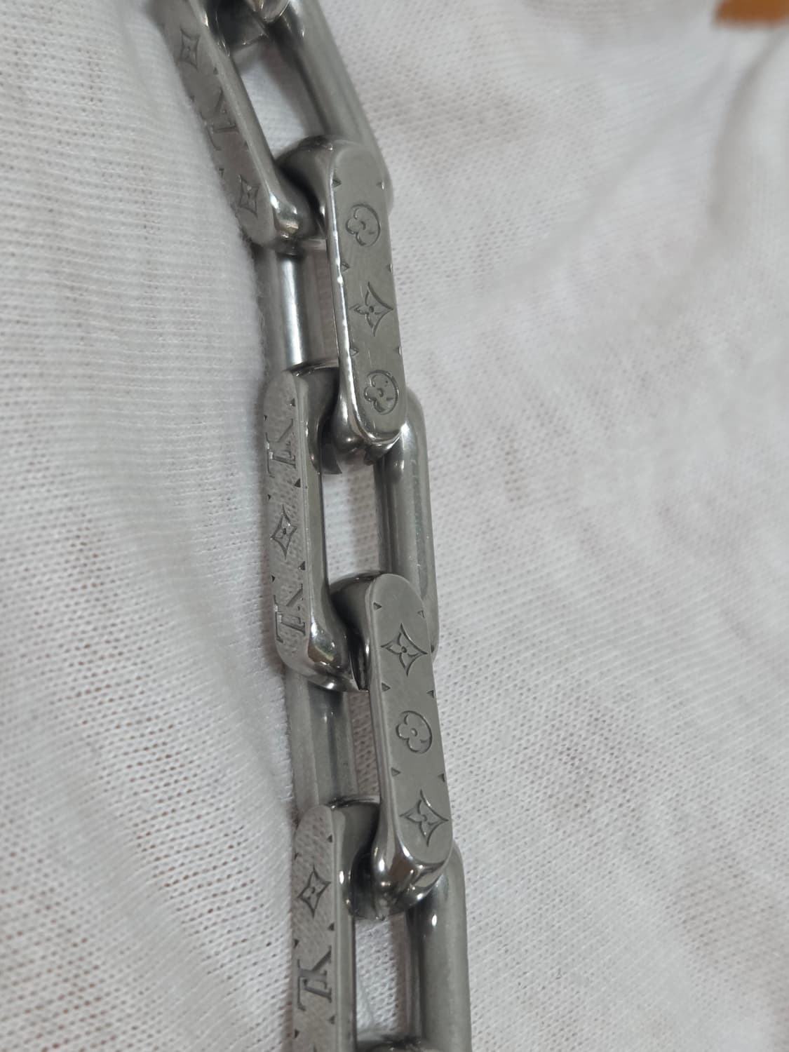 [새상품급] 루이비통 버질아블로 모노그램 팔찌 M Size 상품이미지4