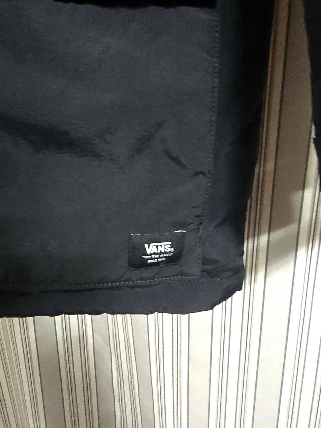 (M)[VANS] 반스 후드다운 패딩 점퍼 블랙 상품이미지3