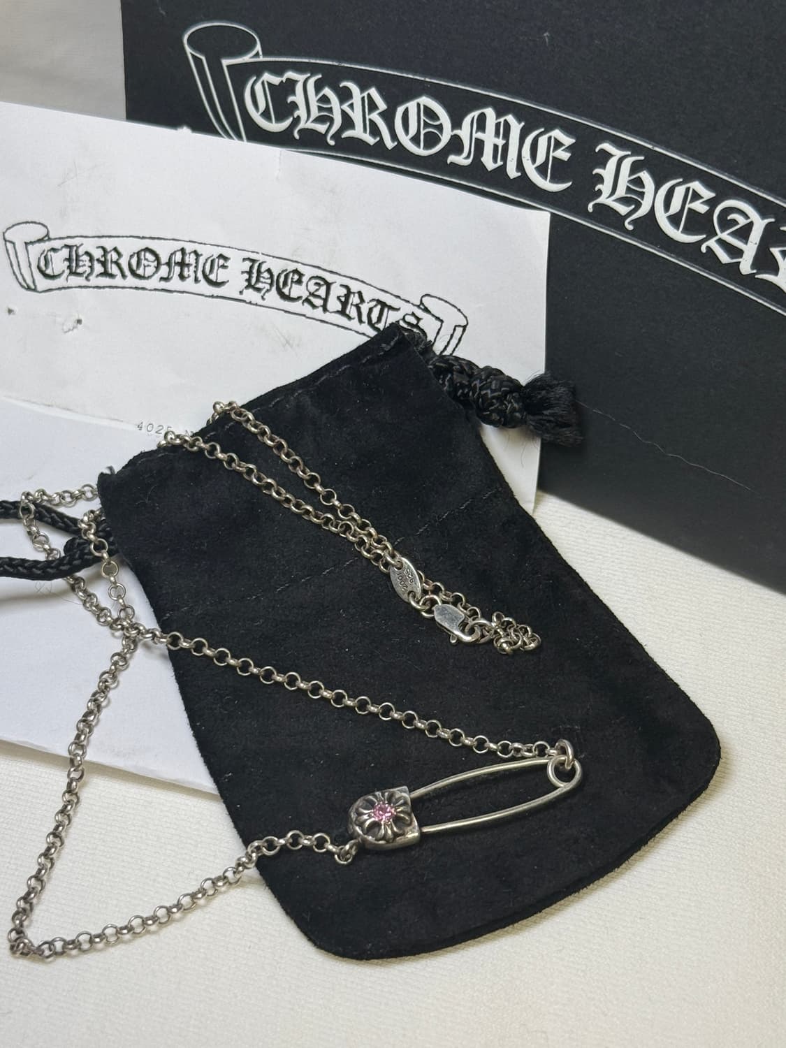 크롬하츠 세이프티핀 1p 핑크사파이어 일체형 롤체인 18인치 상품이미지1