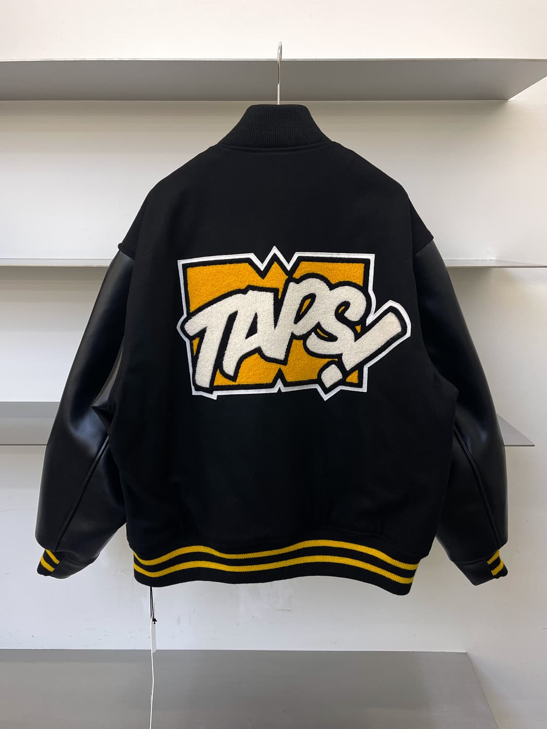 더블탭스 22aw 뉴욕 바시티 자켓 상품이미지1