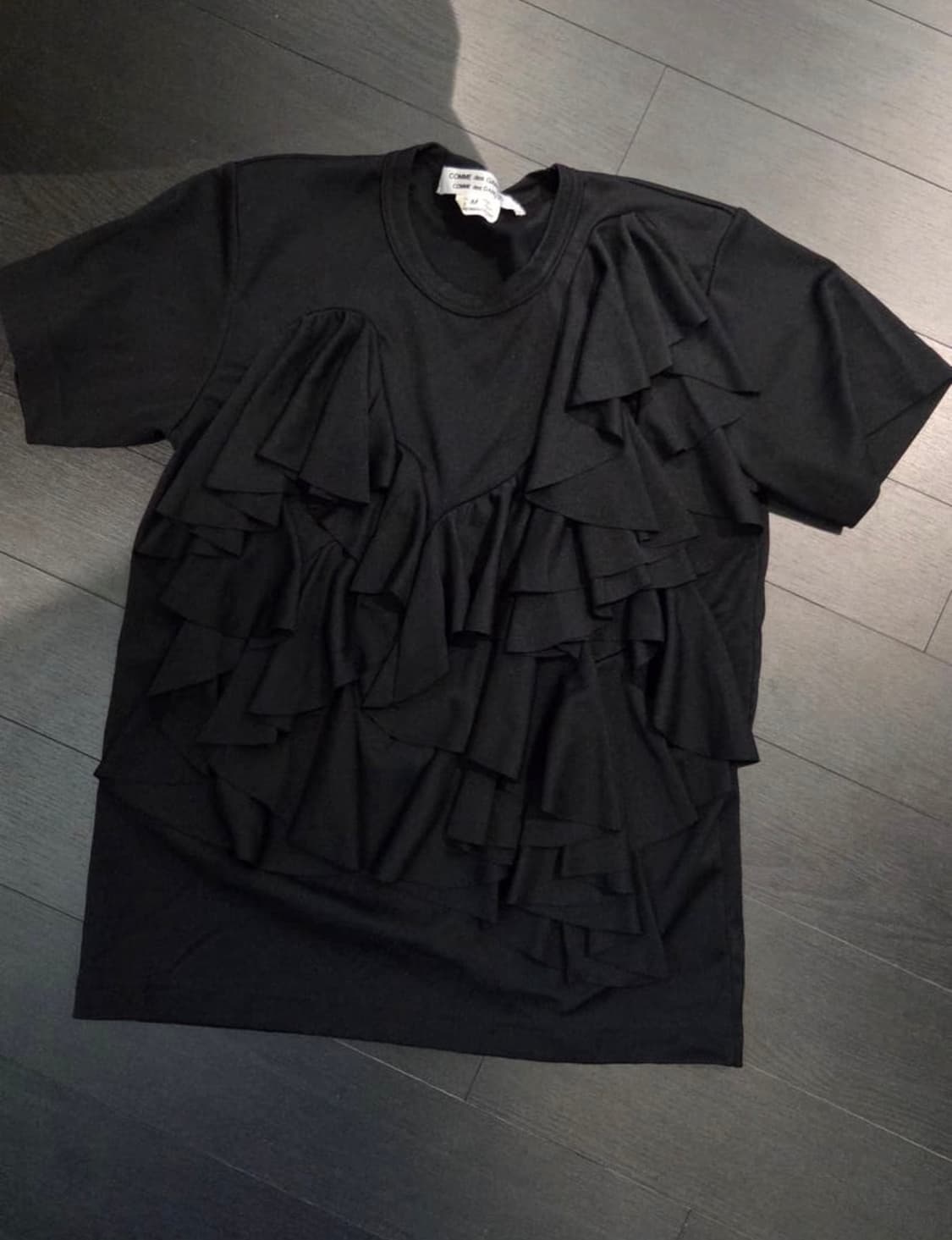 꼼데가르송 프릴 반팔 상품이미지1