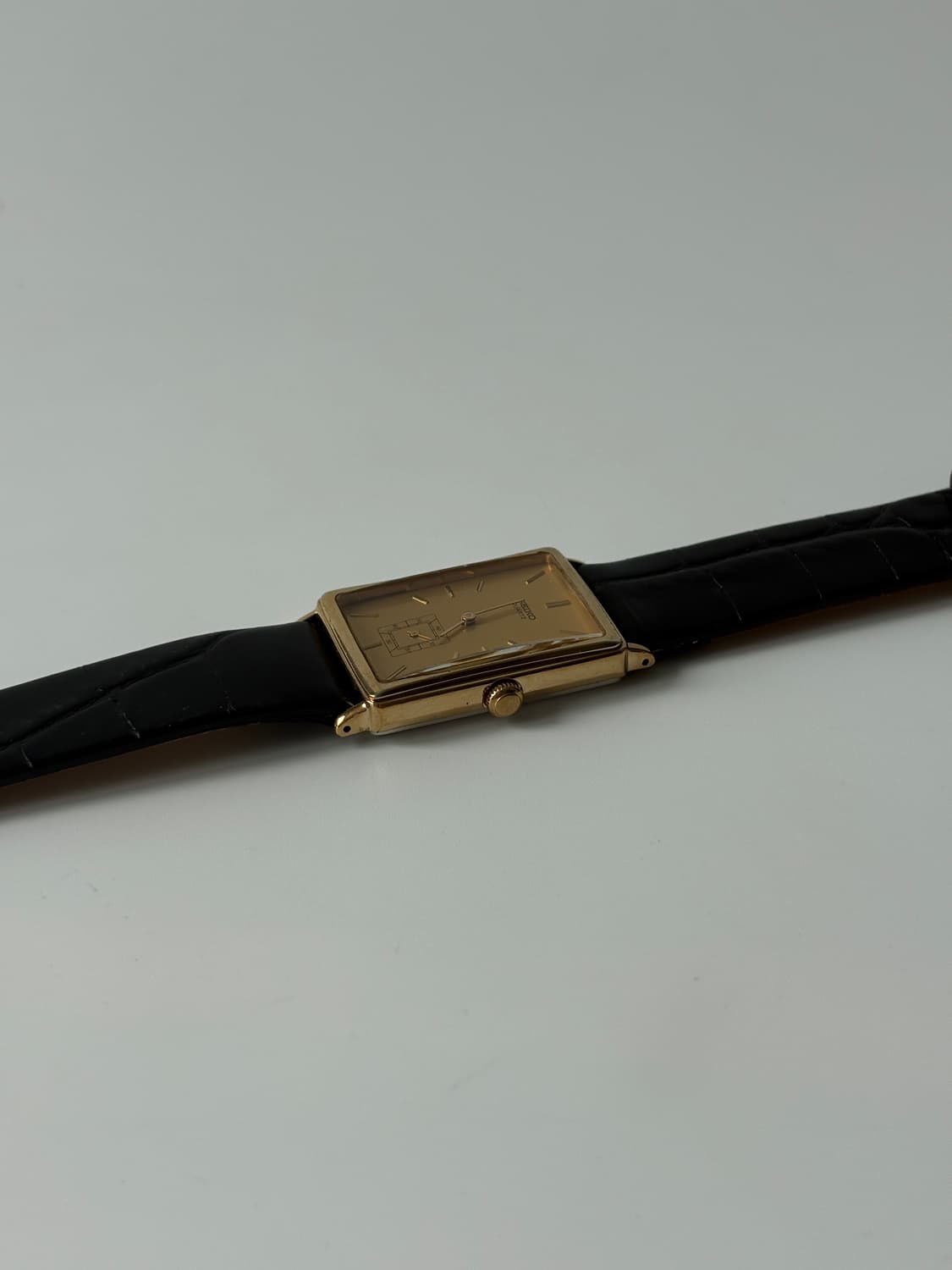 1980년대 Chariot 스몰 세컨즈 골드 탱크 쿼츠 남성 상품이미지5