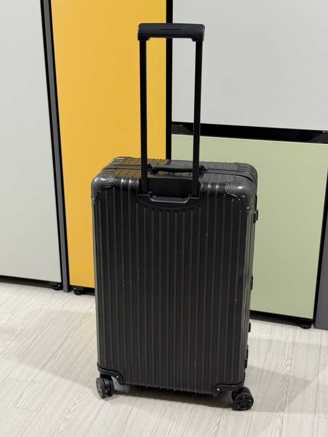 [L] 리모와 오리지널 블랙 체크인L 상품이미지3