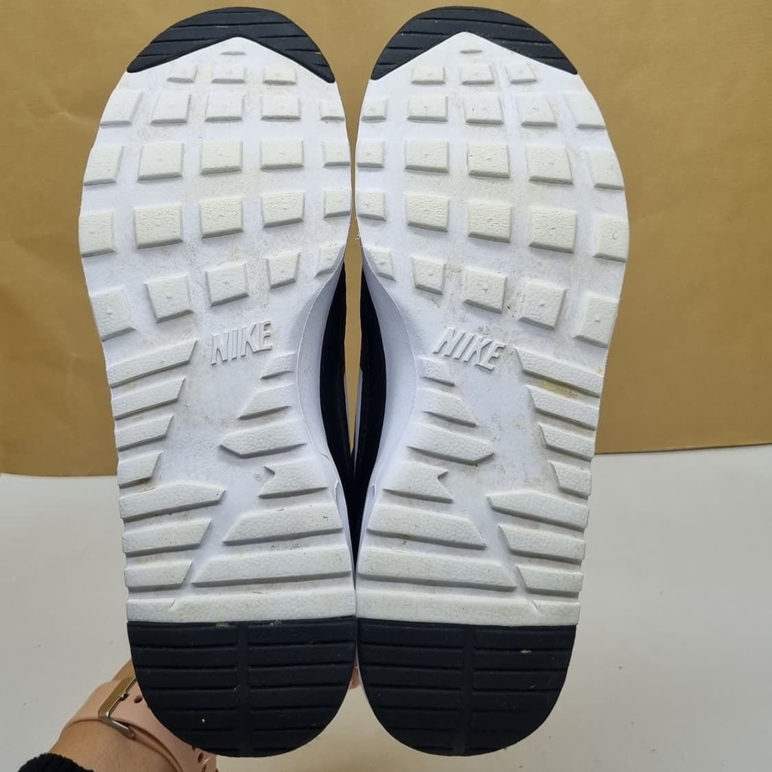 나이키 에어맥스테아 블랙 운동화245. 상품이미지3