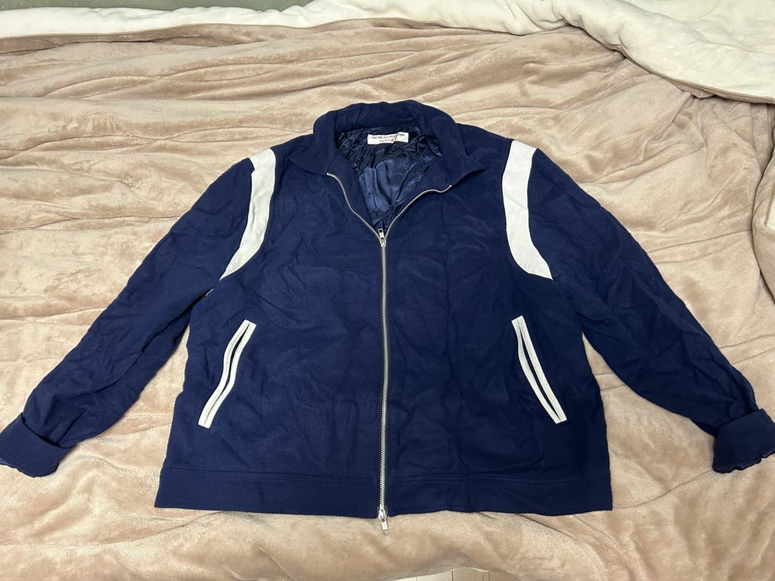 더 뮤지엄 비지터 THE MUSEUM VISITOR  WRINKLE VA 상품이미지2