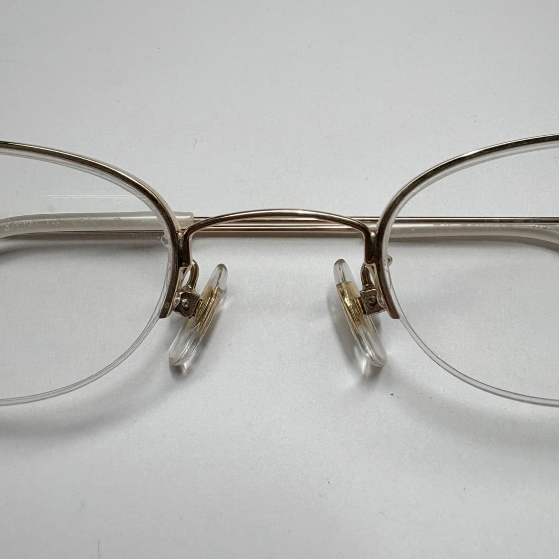 빈티지 안경 클래식 타원형 실버 반무테 상품이미지2