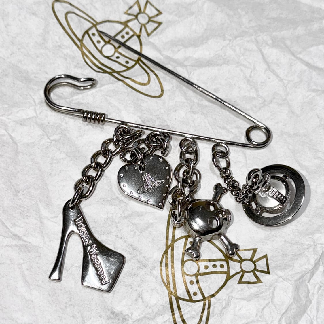 00's 비비안 웨스트우드 펑크 세이프티 핀 참 브로치 상품이미지2