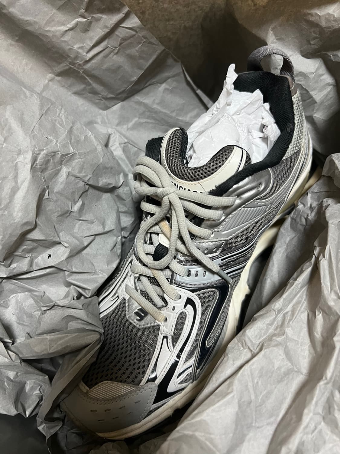 발렌시아가 엑스펜더 41사이즈 유일무이 매물 상품이미지2