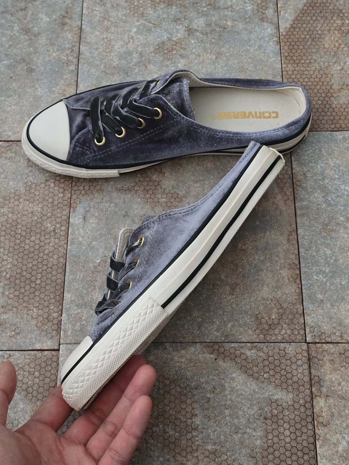 (245)컨버스 올스타 벨벳 뮬 차콜 상품이미지3