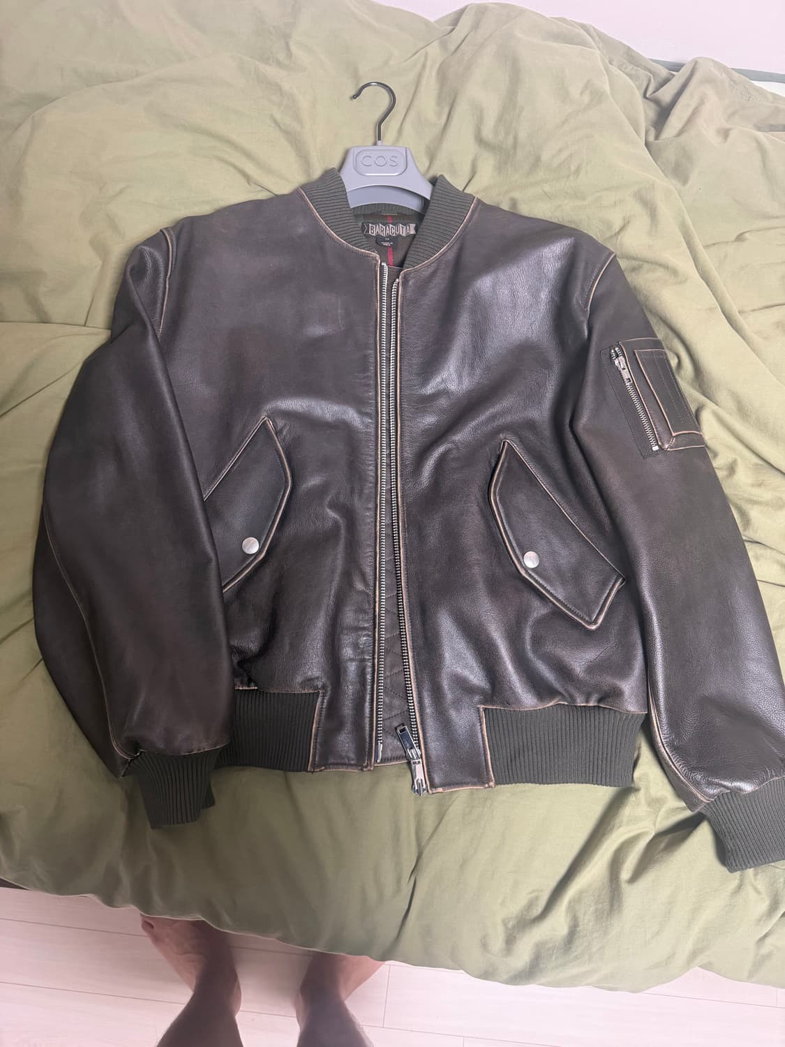 바라쿠타 레더 플라이트 자켓 42 상품이미지2