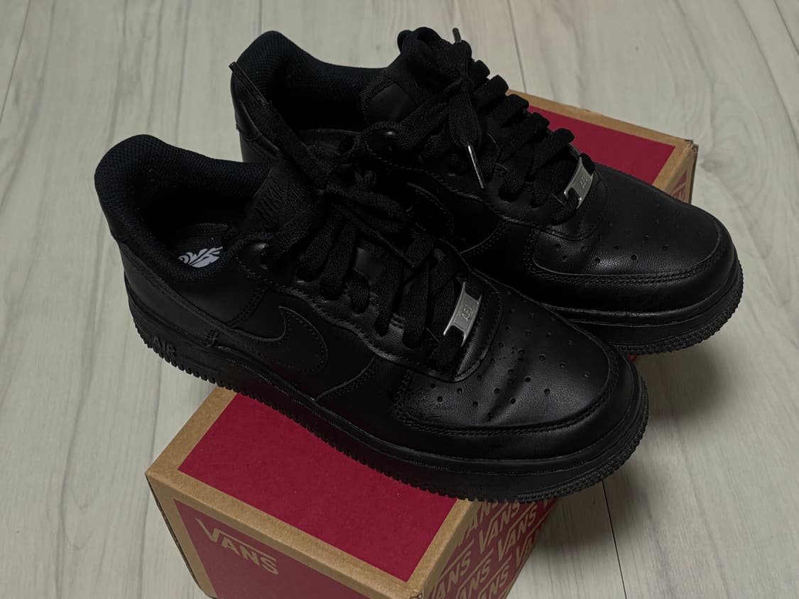 나이키 에어포스 235 상품이미지2