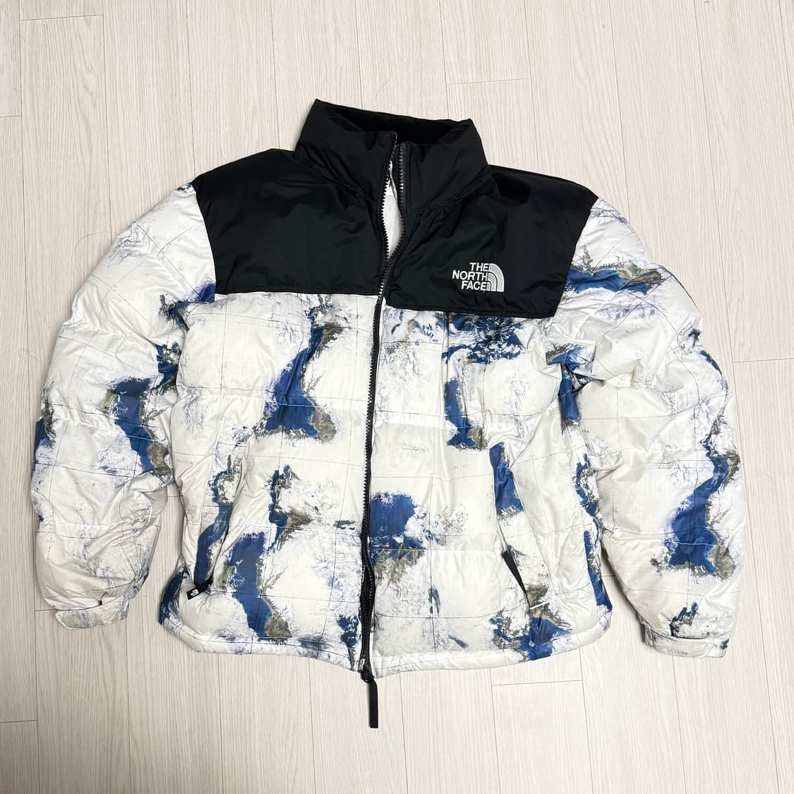 노스페이스 화이트라벨 노벨티 지구패딩 상품이미지1