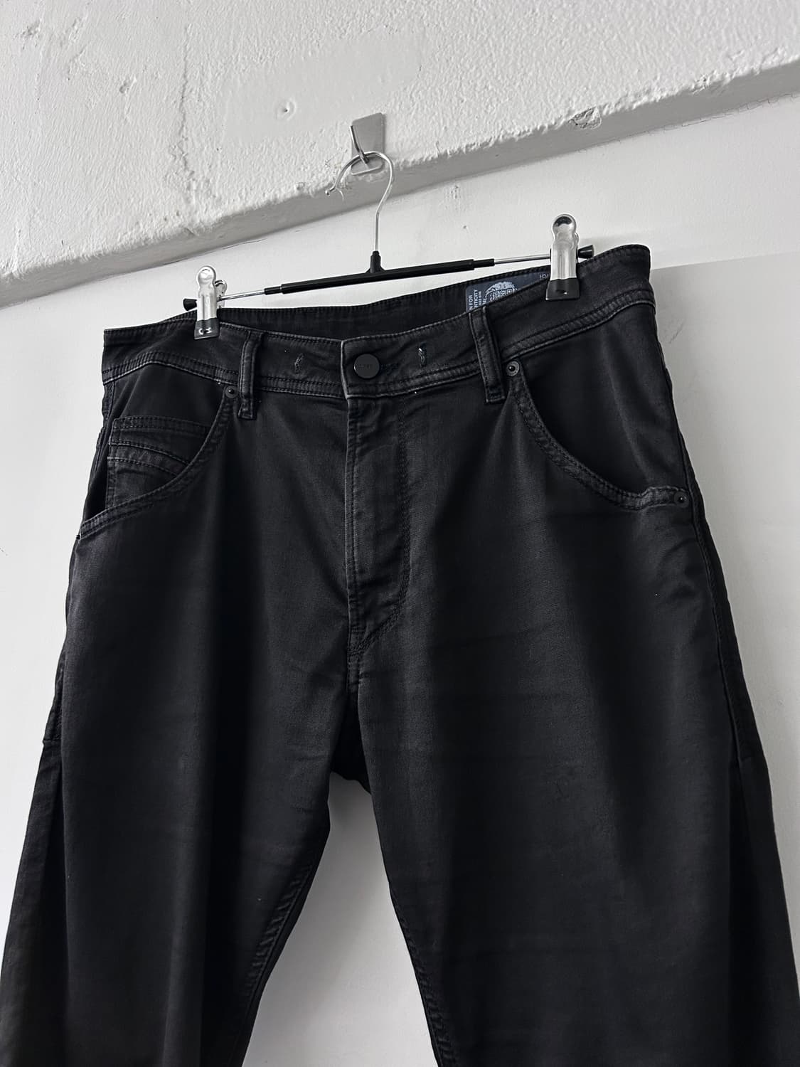 디젤 코팅 블랙 슬림 데님 팬츠 상품이미지2