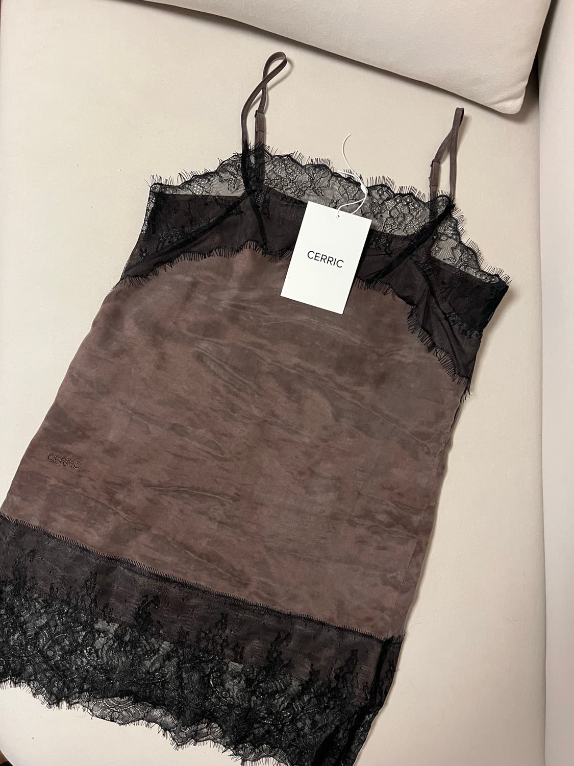 세릭 LACE SLIP DRESS / BROWN 상품이미지6