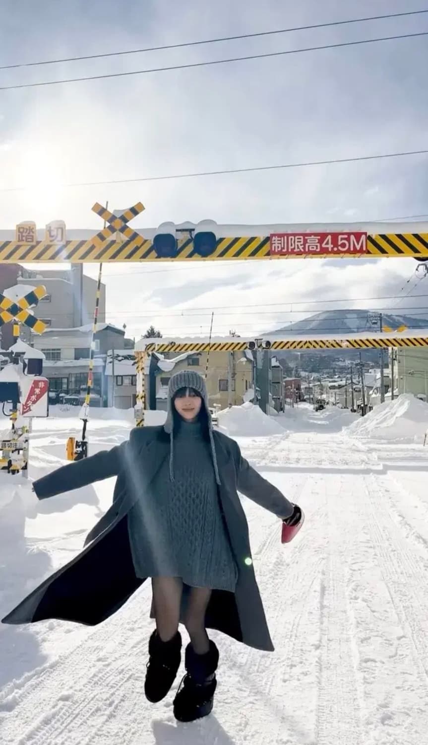 (새상품급) 문부츠 25FW 아이콘 페이크 퍼 부츠 블랙 35/38 상품이미지3