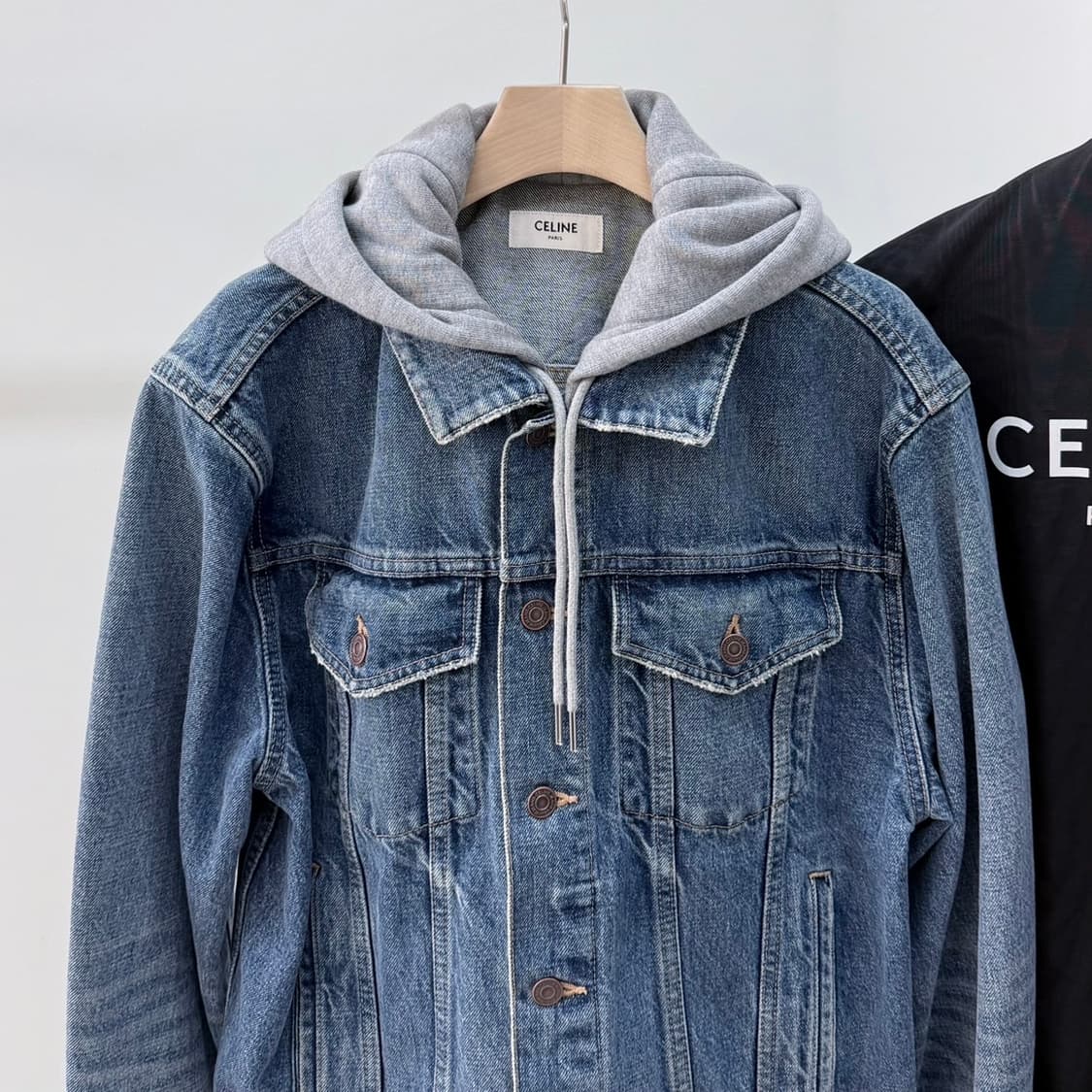 [S+급/XL] 셀린느 백로고 후드 데님 청자켓 그레이 상품이미지4