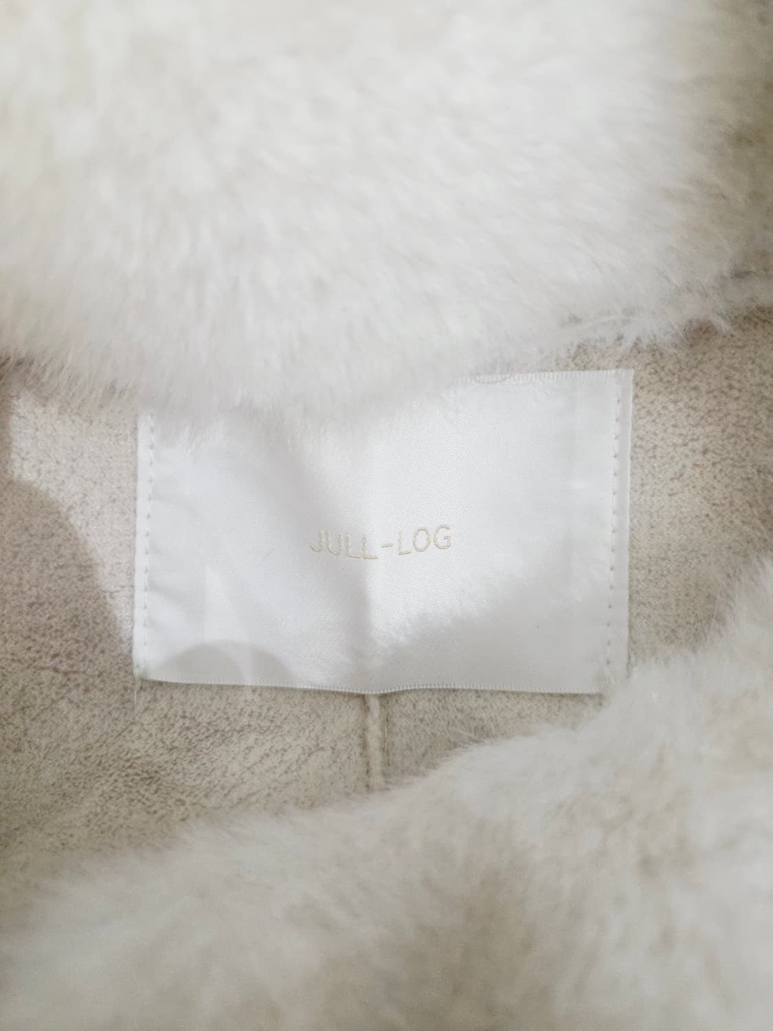 JULL-LOG 줄로그 에코퍼 롱 코트 상품이미지7