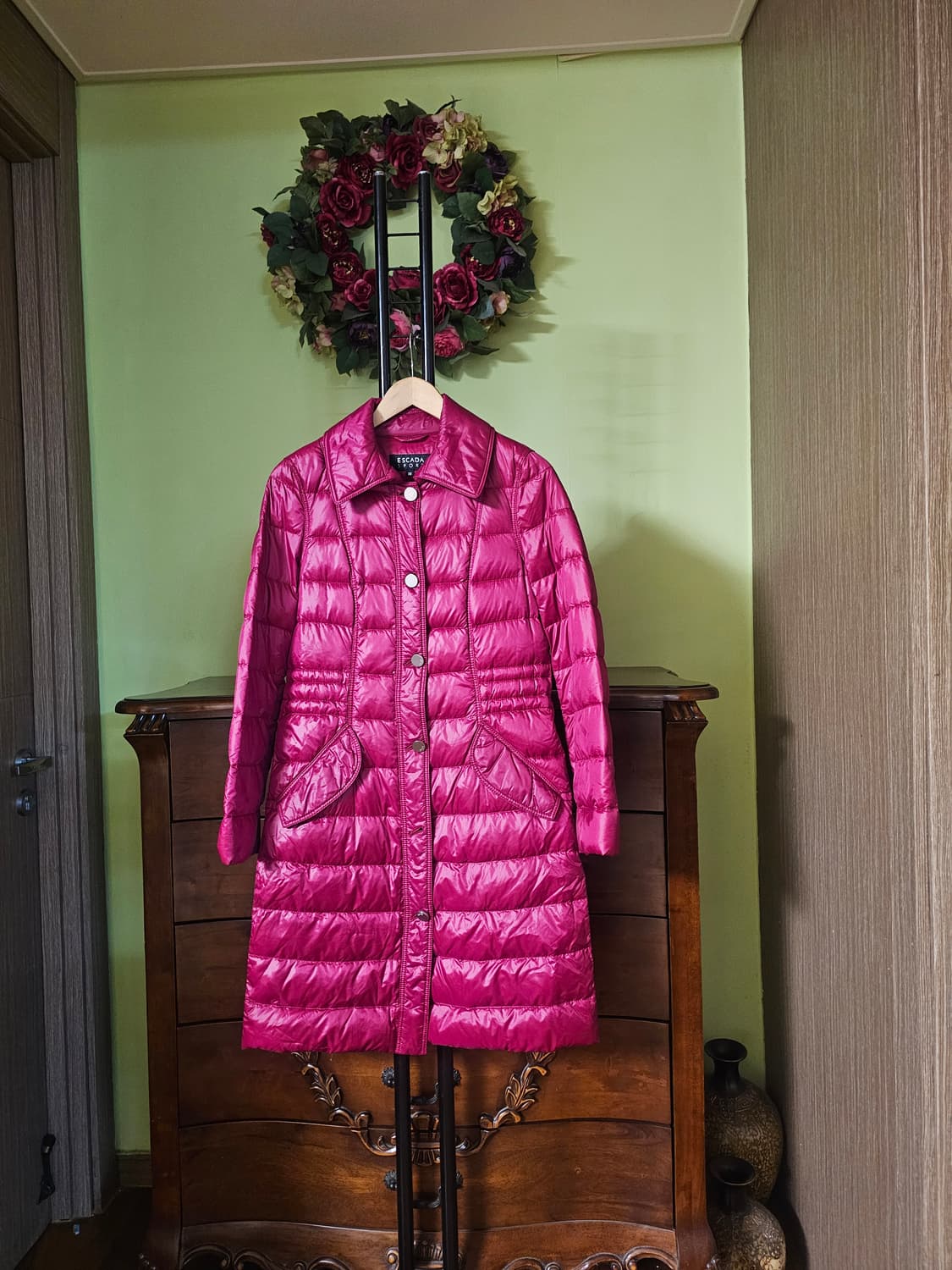 에스까다 구스패딩 상품이미지1