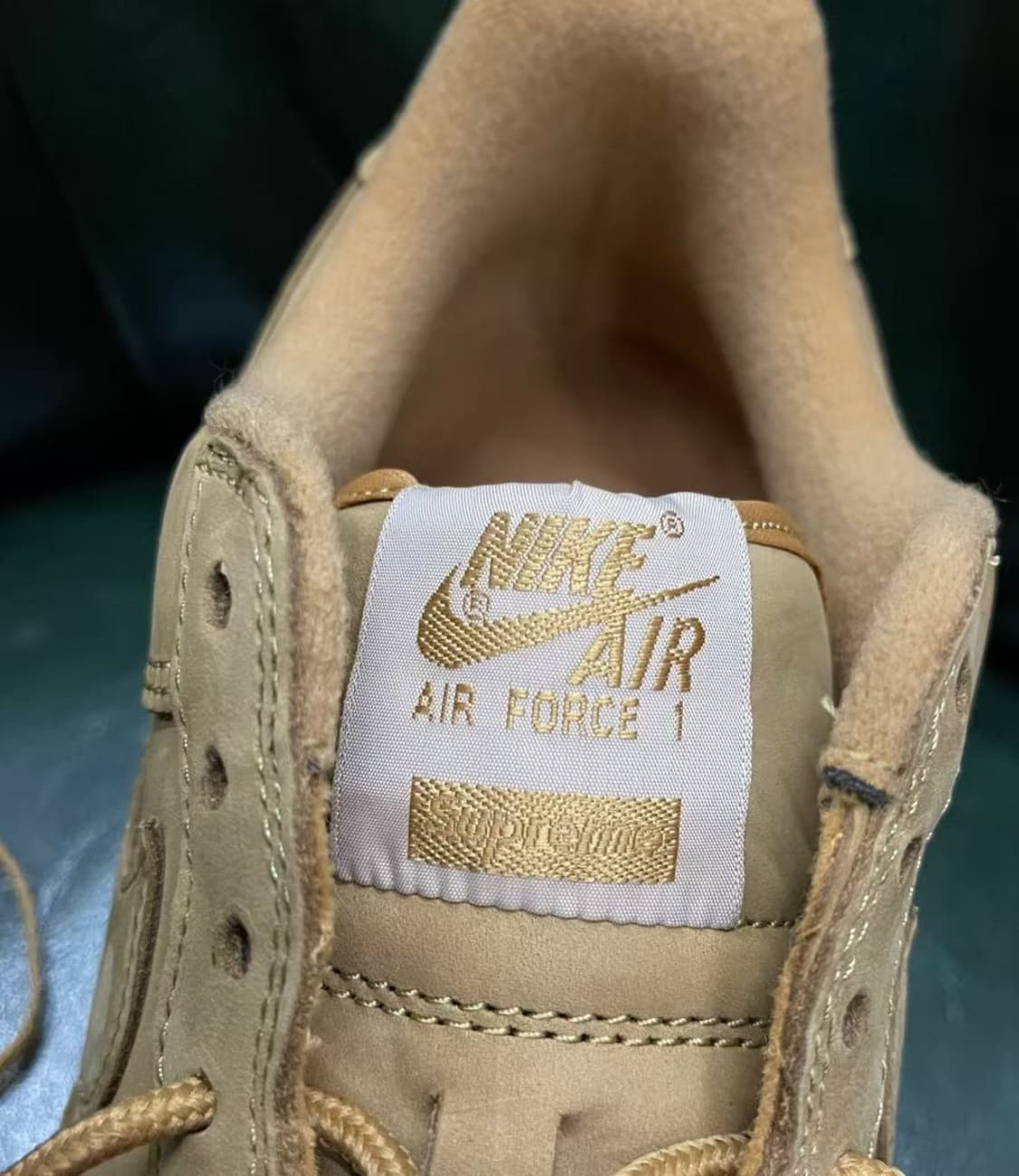 나이키 x 슈프림 에어포스 1 로우 플랙스 상품이미지4