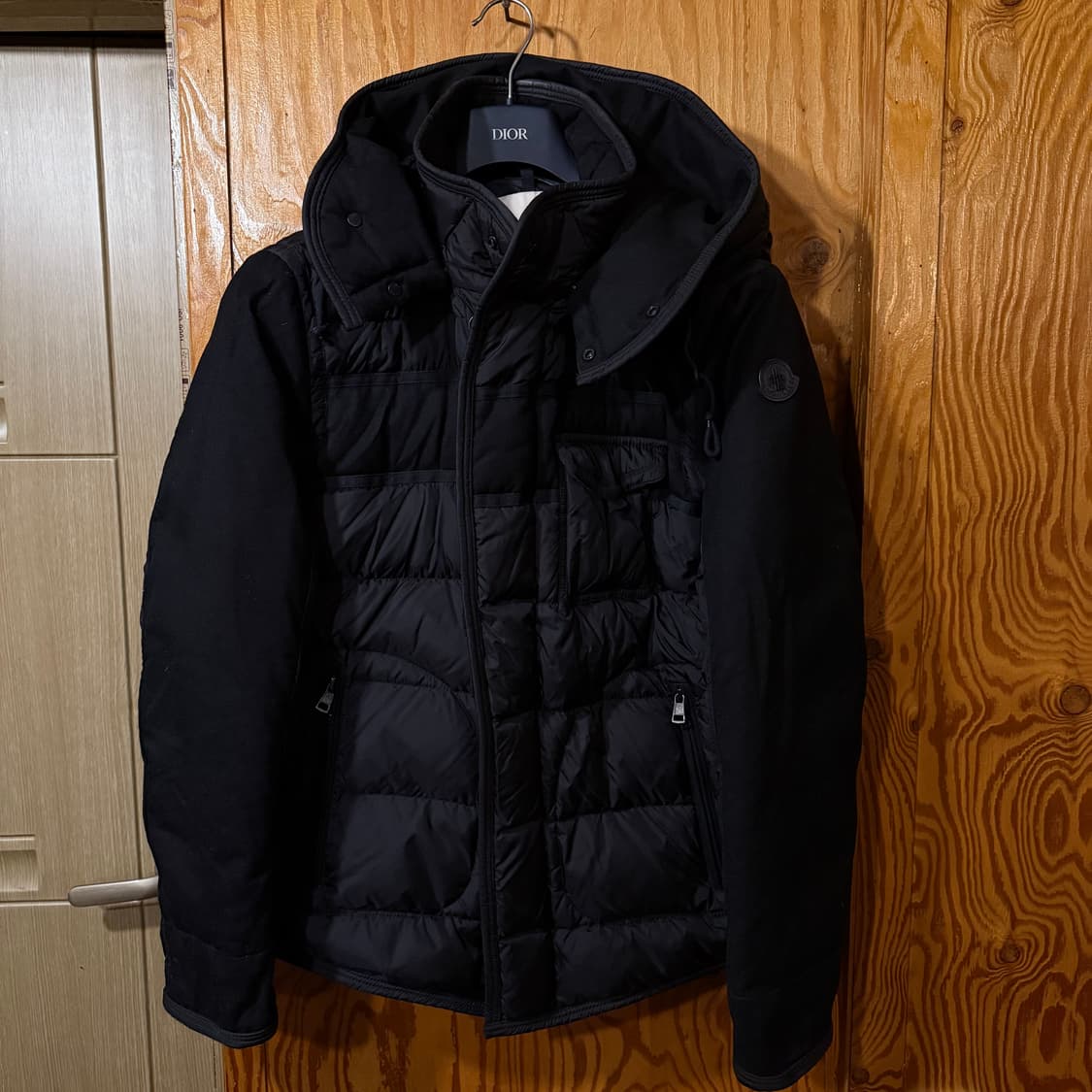 몽클레어 라이언 블랙와펜 패딩  상품이미지1