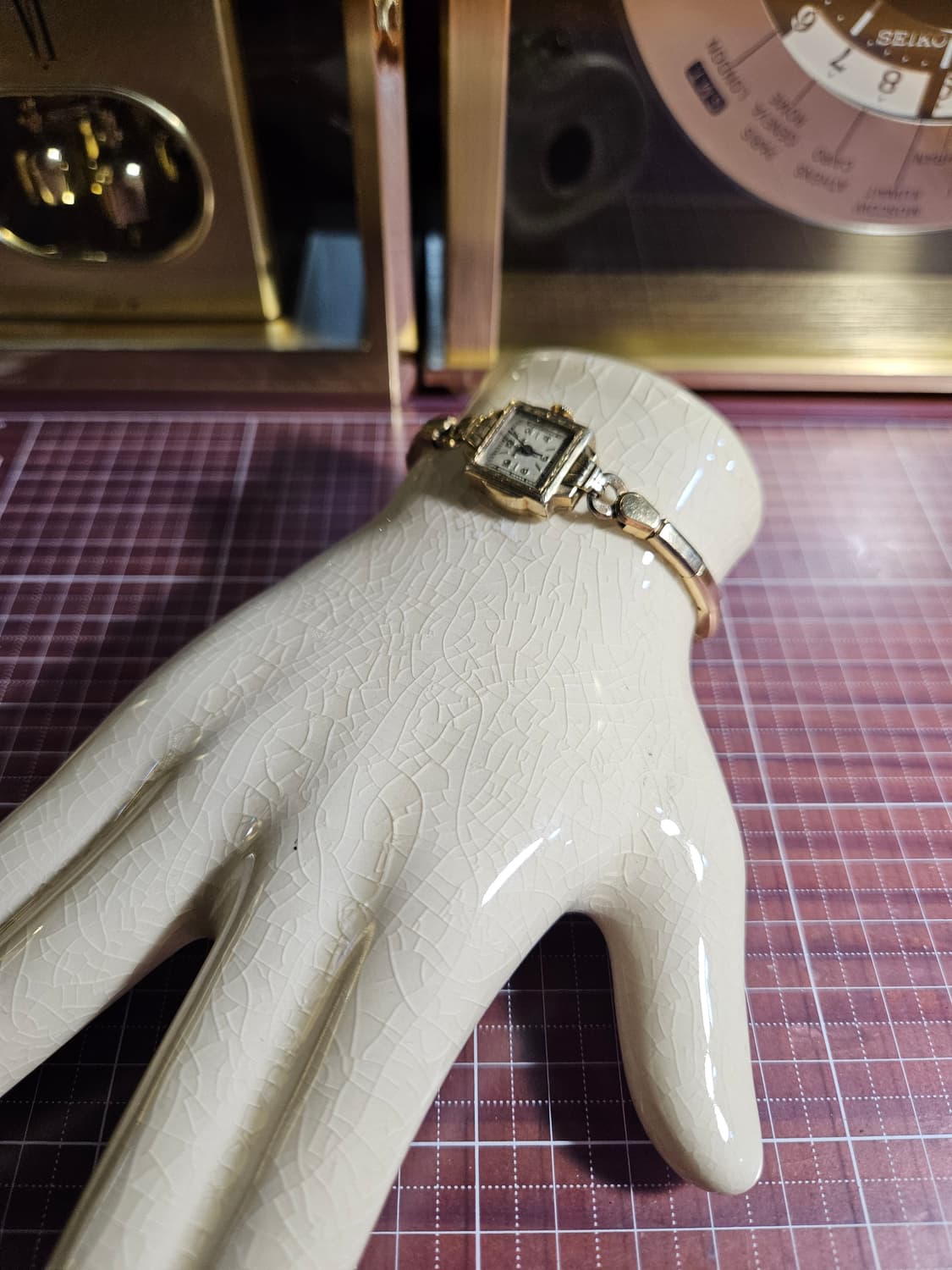 부로바 빈티지 금장 수동 핸드와인딩 여성용 시계 상품이미지2