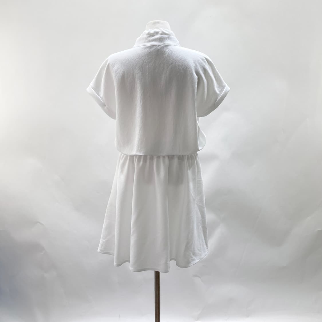 엠포리오아르마니 폴로드레스 정품 40  상품이미지3