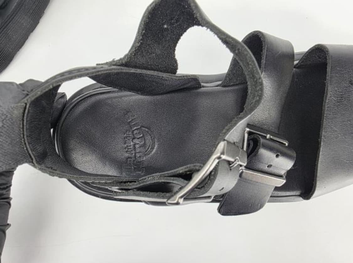 닥터마틴 샌들 상품이미지4