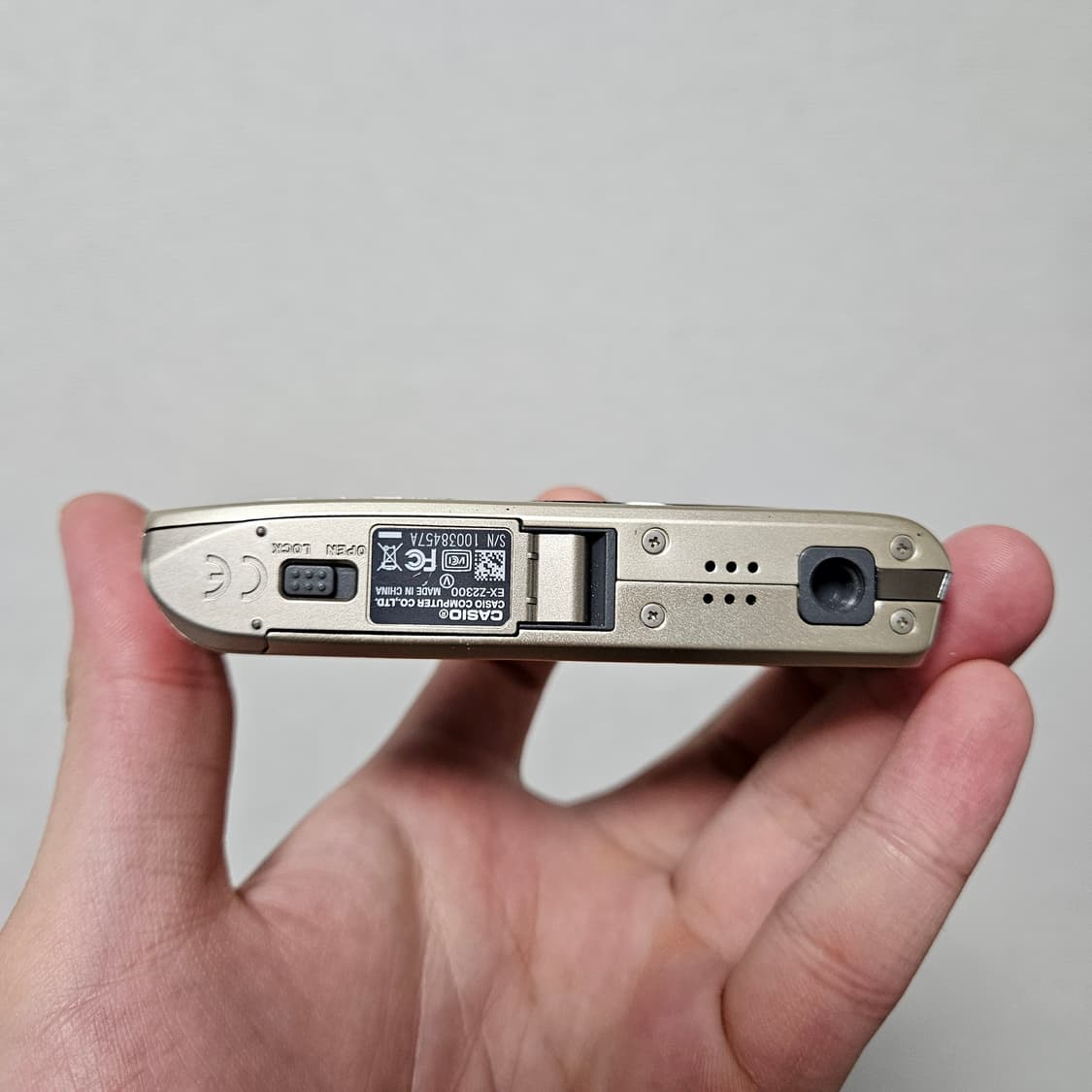 (로제 모카 디카) 카시오 엑슬림 EX-Z2300 골드 (일부하자) 상품이미지5