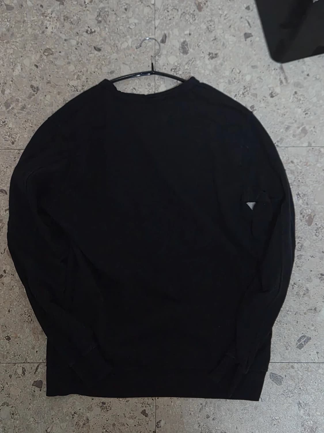 cp컴퍼니 렌즈 맨투맨 상품이미지2